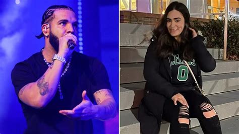 Drake fan who tossed her 36G bra at the rapper during concert is。